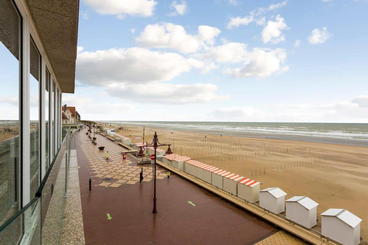 Huswell - Majestic Apartment With Breathtaking Sea View De Haan Luaran gambar