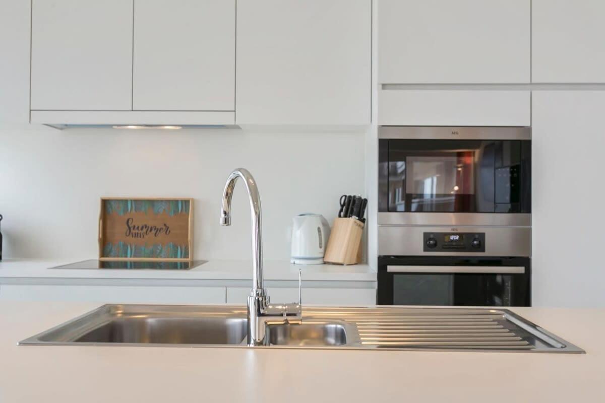 Huswell - Majestic Apartment With Breathtaking Sea View De Haan Luaran gambar